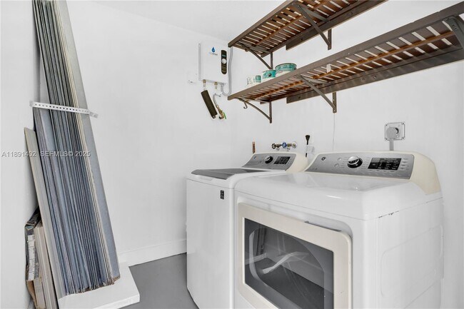 Building Photo - 16215 SW 137th Ct