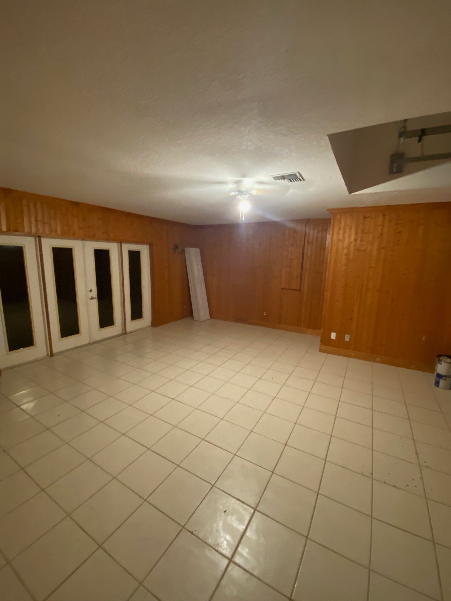 Building Photo - 9260 Sedgefield Rd