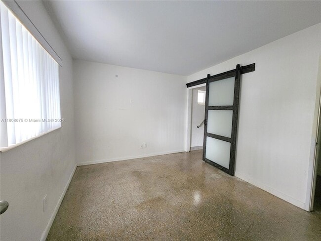 Building Photo - 1564 NW 31st Way