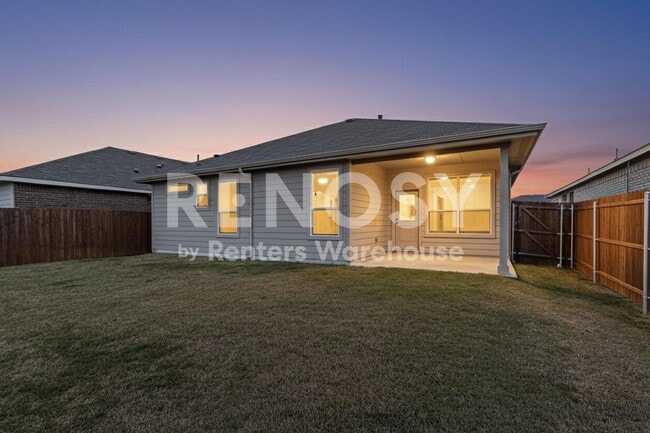 Building Photo - Completely Refreshed Fort Worth Home **** One month Rent Concession*****