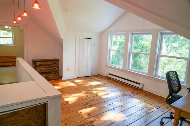 Building Photo - 9 Pulvers Ln
