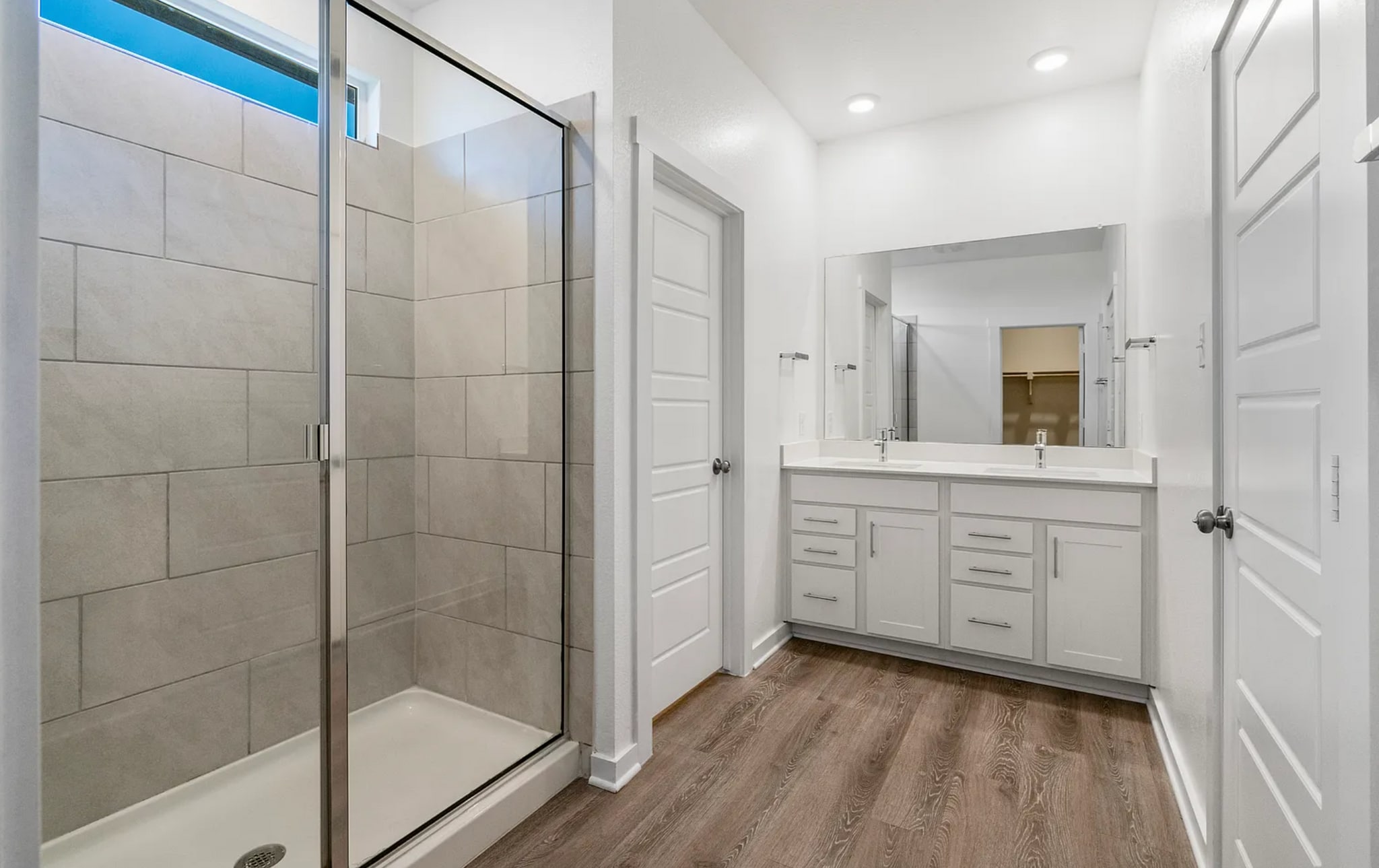 Primary bathroom and shower - 220 Fairfax Ave