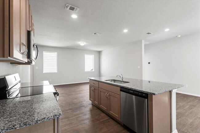 Building Photo - 2711 Totley Rd