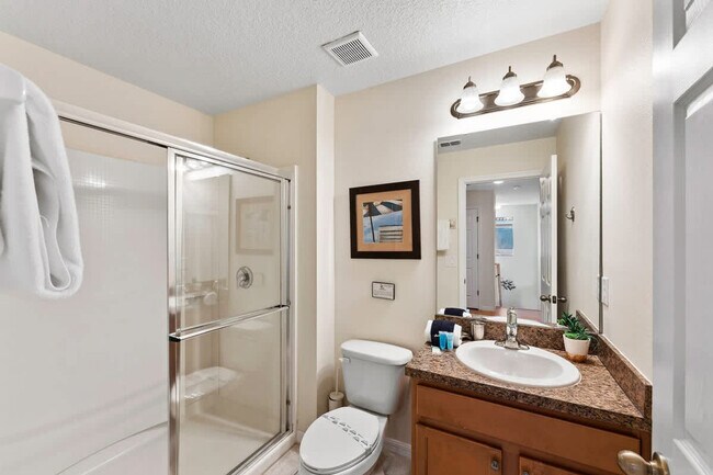 Building Photo - 481 Las Fuentes Dr