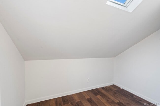 Building Photo - 84 Pleasure Ave