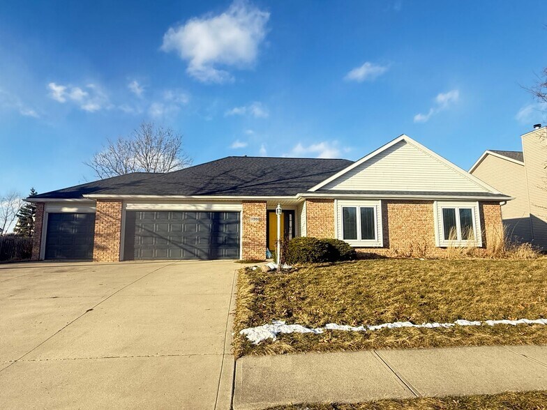 Building Photo - 1120 Winnsboro Pass