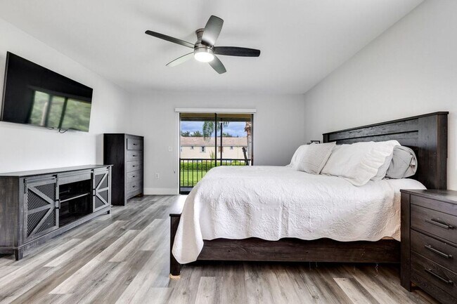 Building Photo - 13155 Chadwick Ct