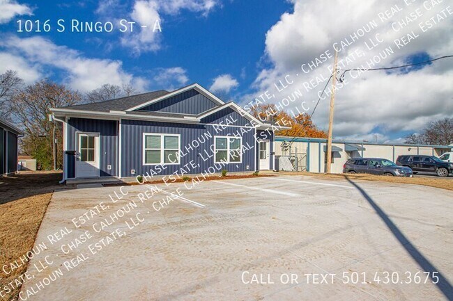 Building Photo - 1016 S Ringo St