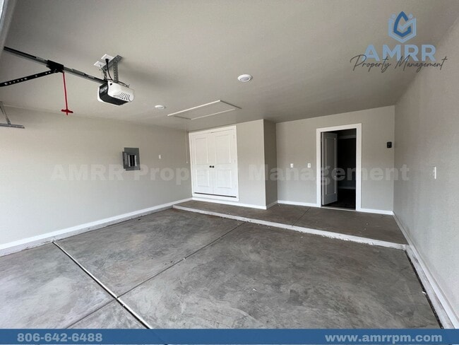 Building Photo - Elegant 4-Bedroom House – Room for Everyone!