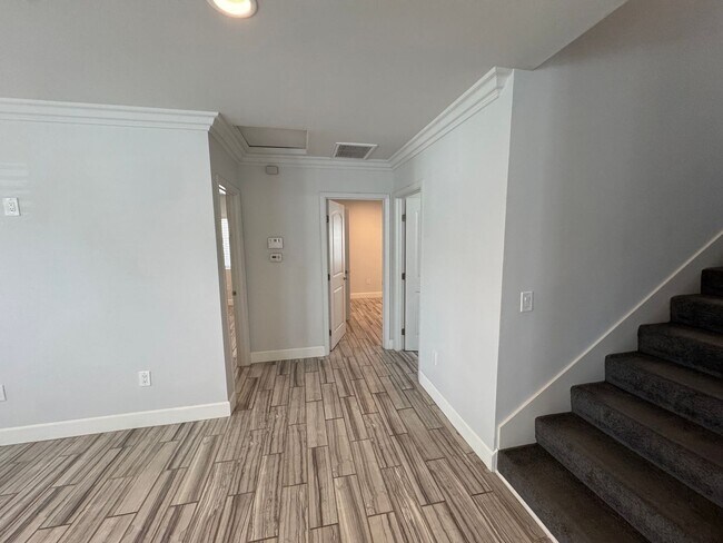 Building Photo - 1143 W 163rd St