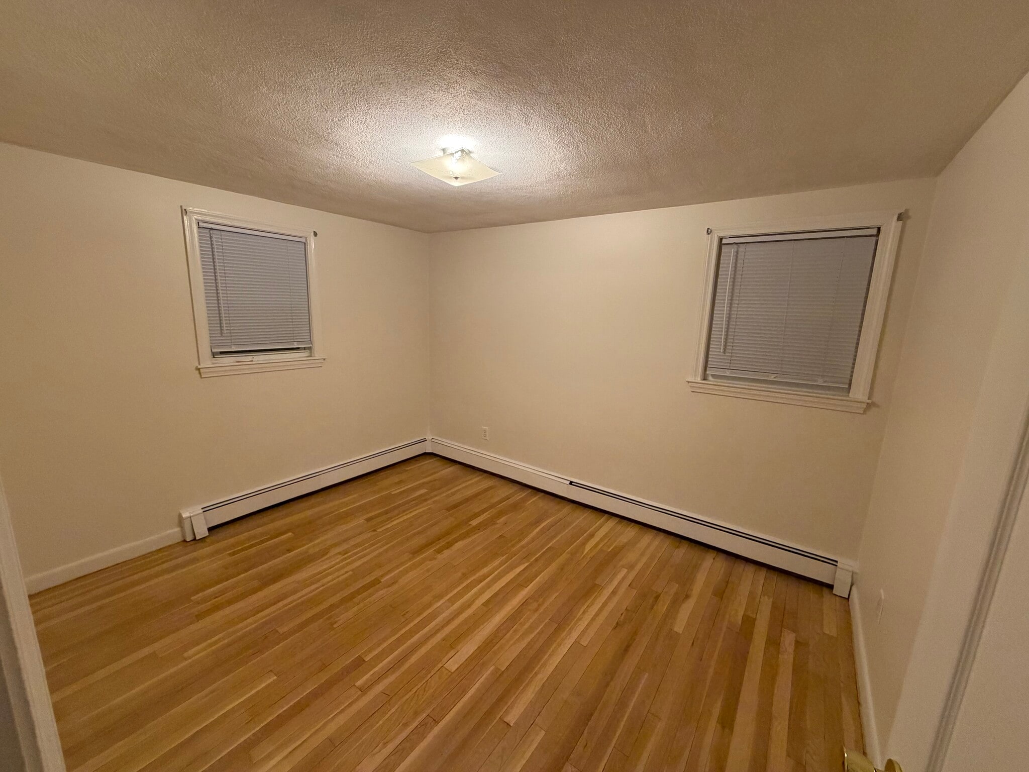 Building Photo - 15 Weymouth Ave