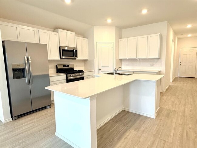 Building Photo - 289 Sormonne Lp