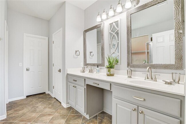 Building Photo - 6405 York Bridge Cir