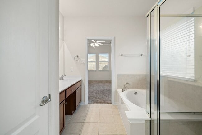Building Photo - 135 San Bernard Dr