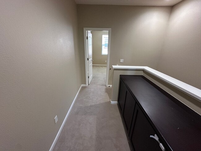 Building Photo - 3/3 Tri Level Berryessa Beauty is ready for YOU!