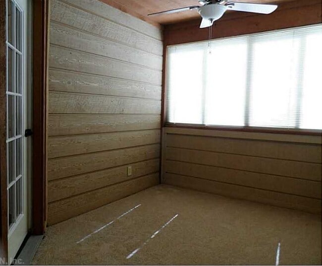 Building Photo - 529 Pheasant Run