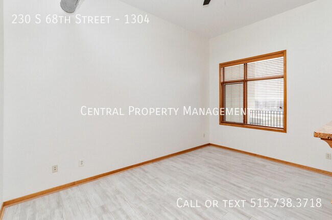 Building Photo - 230 S 68th St