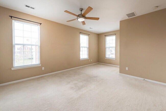 Building Photo - 854 W Summerfield Gln Cir