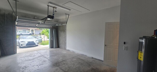 Building Photo - 4602 25th St SW