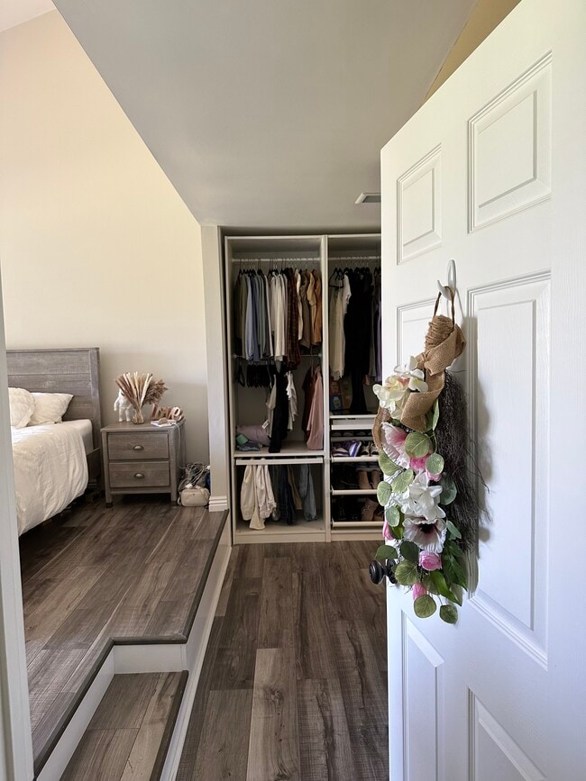 Building Photo - 14 Lago Norte