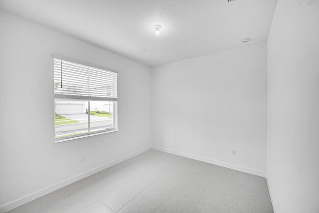 Building Photo - 3532 Angler Dr