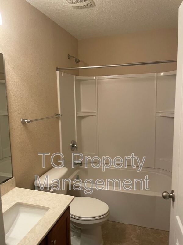 Building Photo - 247 Shetland Dr