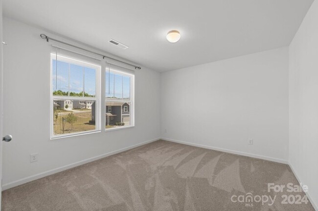 Building Photo - Move in Now, Buy When You're Ready Your Ne...