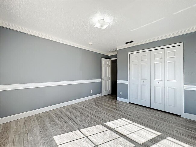 Building Photo - 9551 Bennington Chase Dr