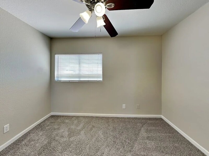 Building Photo - 1420 Pacific Terrace Dr