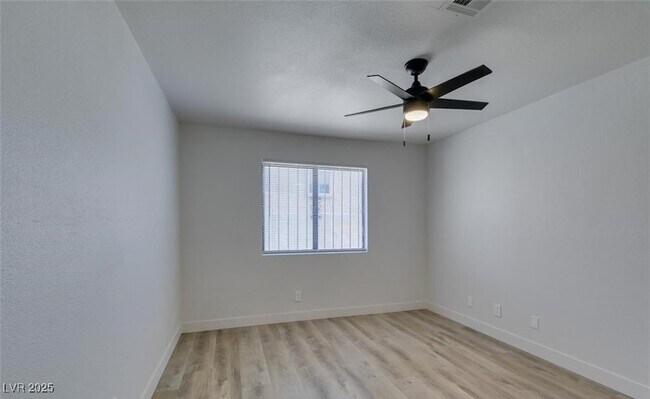 Building Photo - 6932 Kilgore Dr