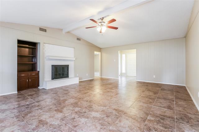 Building Photo - 708 Highland Park Dr