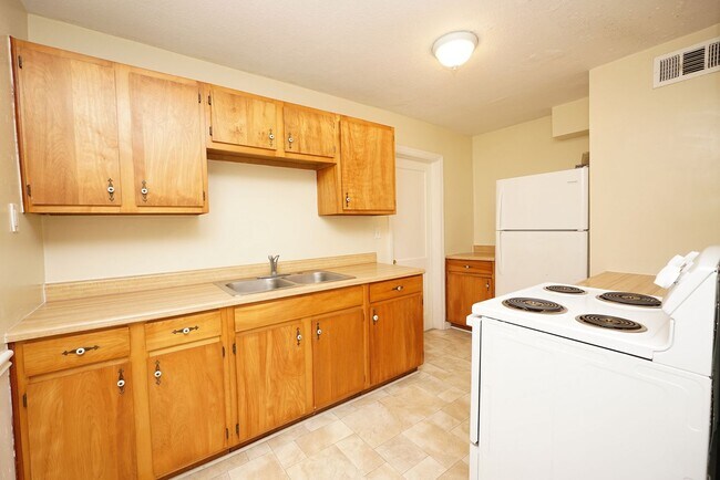 Building Photo - 503 McKinney St