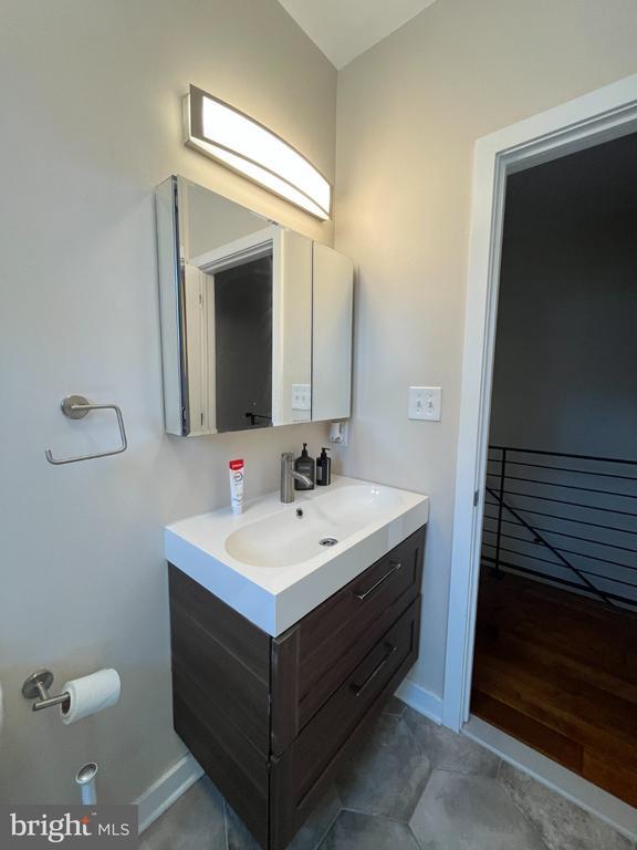 Building Photo - 926 N 15th St