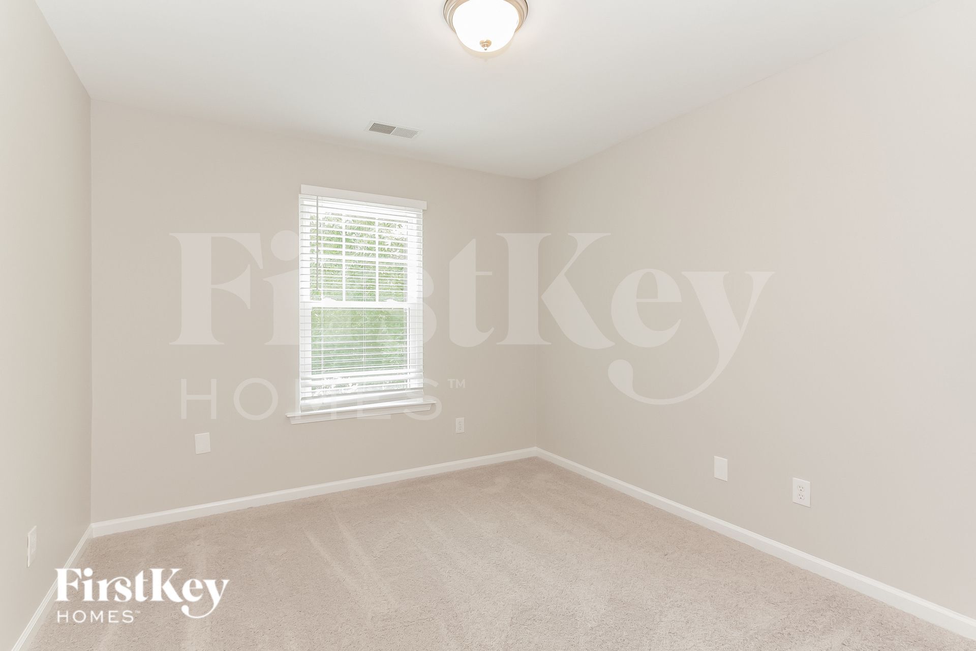 Building Photo - 2607 Winding River Dr