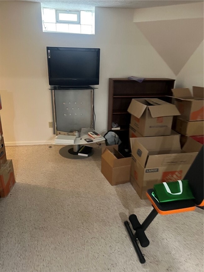 Building Photo - 205 Lac Kine Dr