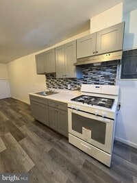 Building Photo - 38 Broadway