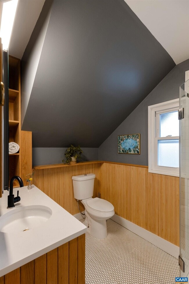 Building Photo - 1219 Gordon Ave