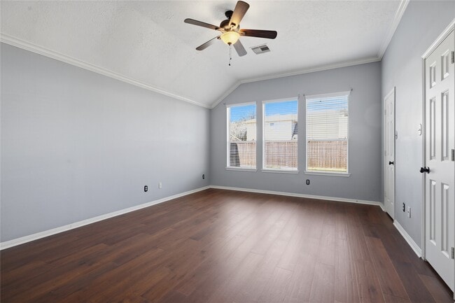 Building Photo - 3206 Ivory Pointe Dr