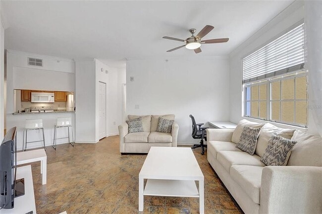 Building Photo - 5500 Bentgrass Dr