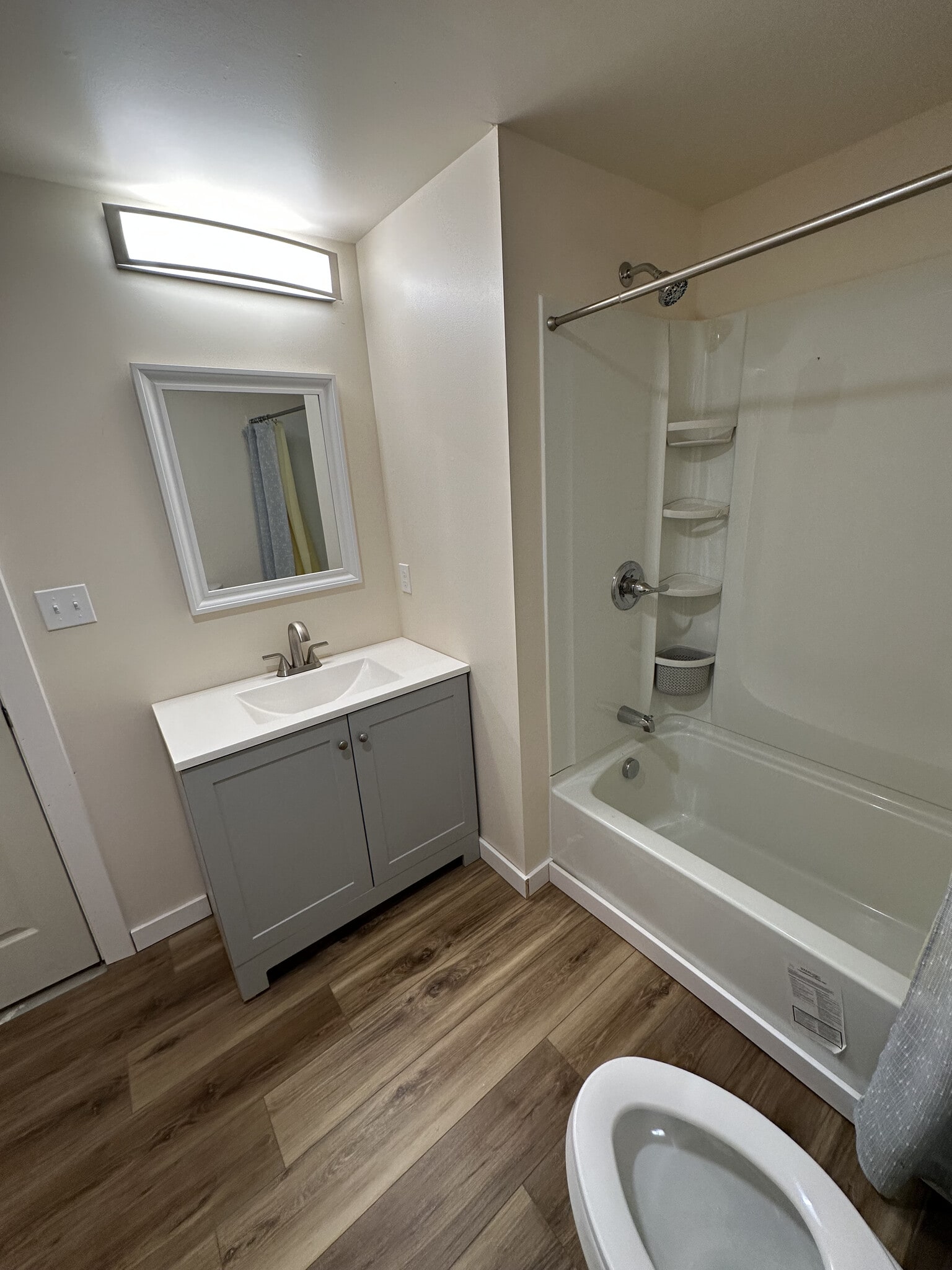 Building Photo - 49 13th St