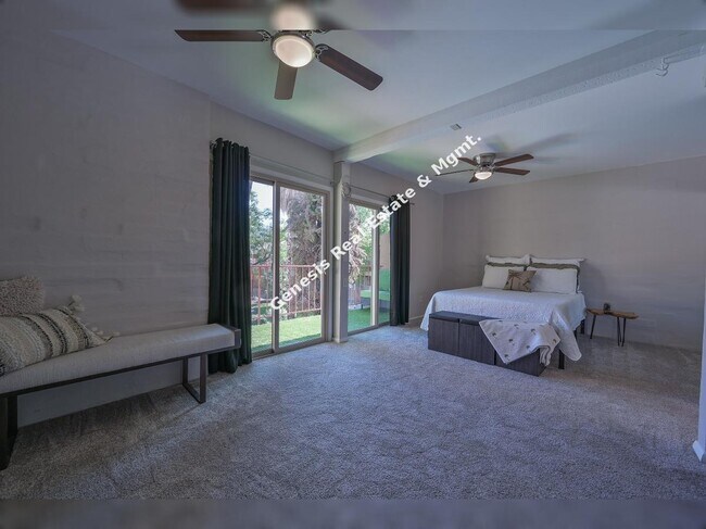 Building Photo - "Stylish 2-Bed Townhouse with Granite Touches & 2.5 Baths in Tucson – 1256 Sq Ft of Comfort!"