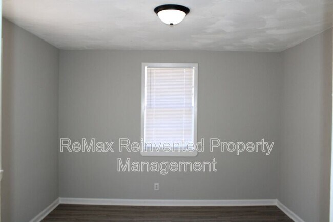 Building Photo - 1510 Koger St