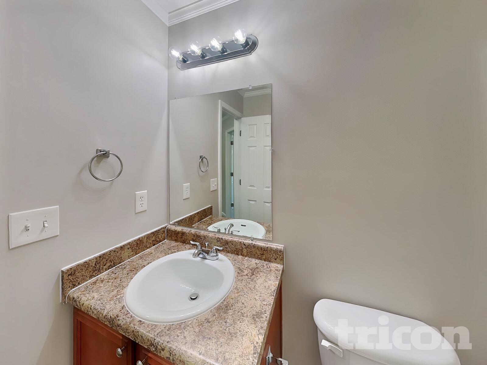 Building Photo - 153 Chesterbrook Ln