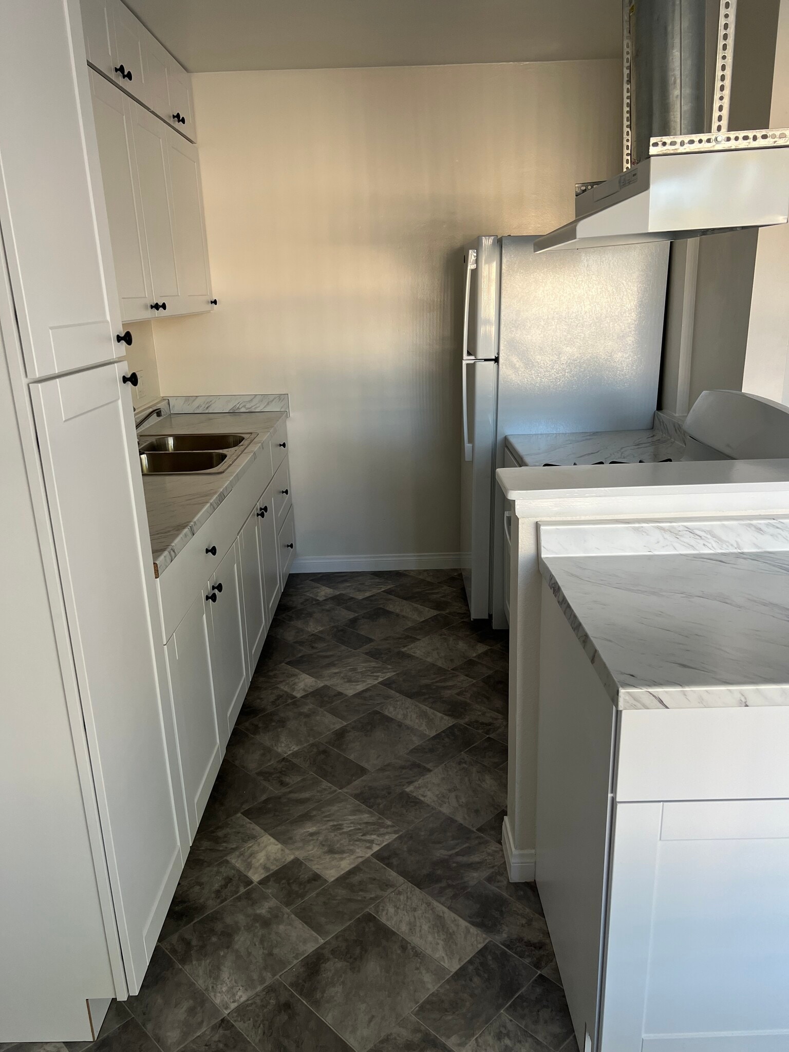 Building Photo - 2324 E Commonwealth Ave