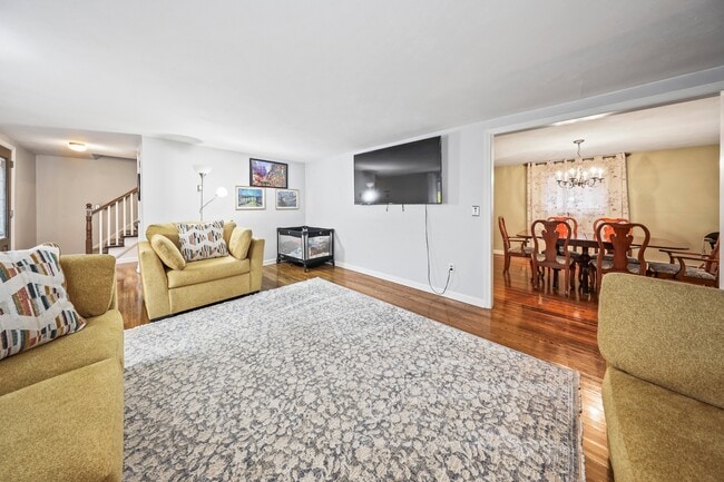 Building Photo - 138 Wildwood Cir