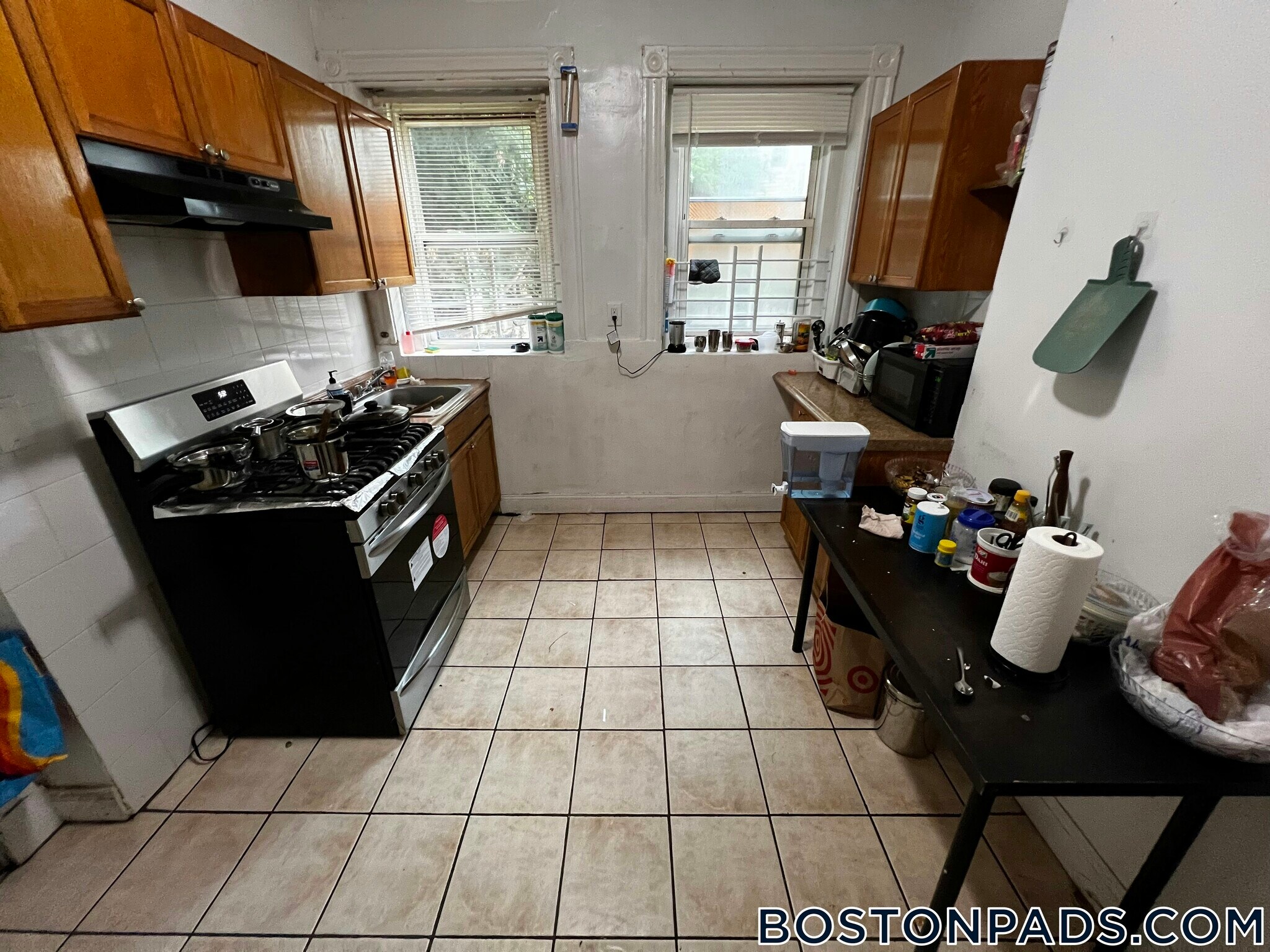 Building Photo - 4 Centre St