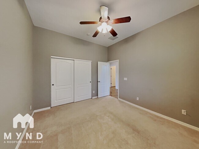 Building Photo - 11962 N Grape Ivy Pl