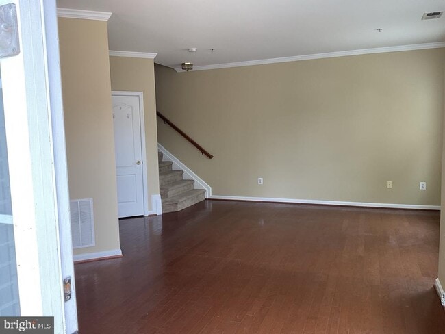 Building Photo - 117 Leather Fern Way