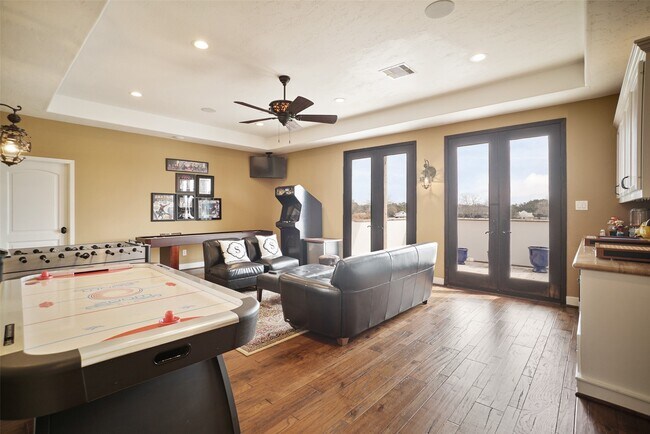 Building Photo - 46 Sullivans Landing