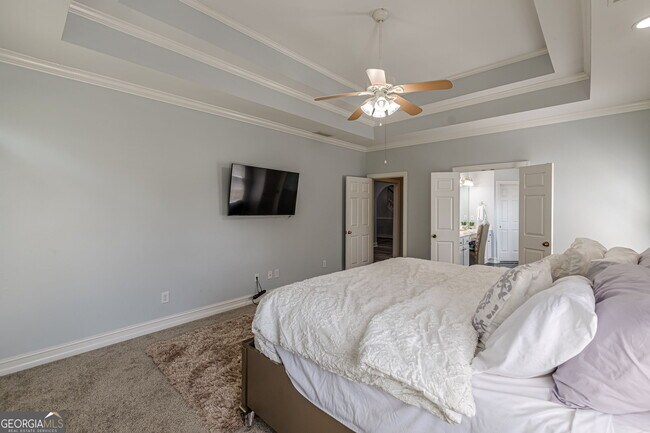 Building Photo - 203 Prestwick Way N